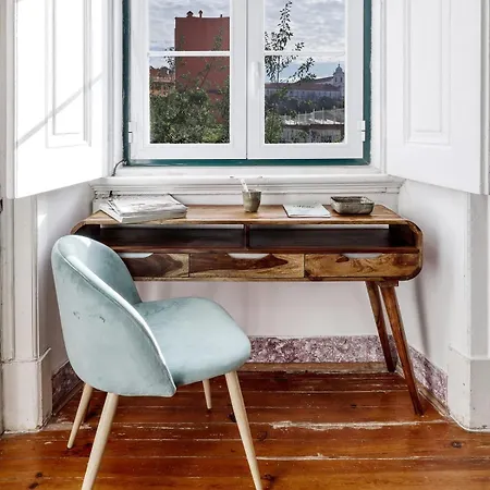 Very Spacious House - Amazing View Appartamento Lisbona