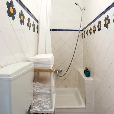 아파트 Very Spacious House - Amazing View 리스본