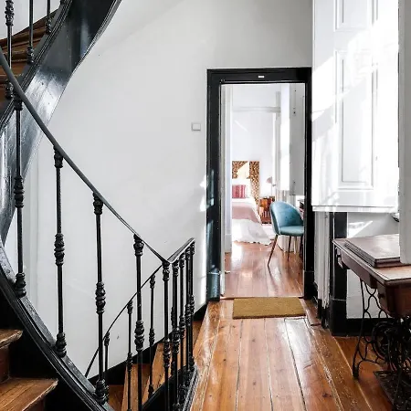 Very Spacious House - Amazing View 리스본