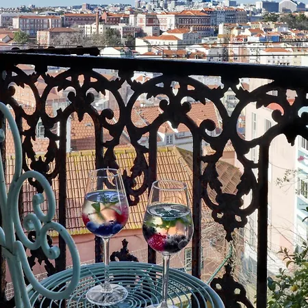 Very Spacious House - Amazing View Apartament *