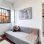 Very Spacious House - Amazing View Apartment
