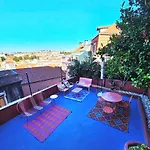 Апартаменты Very Spacious House - Amazing View *