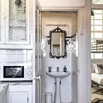 Very Spacious House - Amazing View Апартаменты Лиссабон