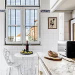 Very Spacious House - Amazing View Апартаменты *